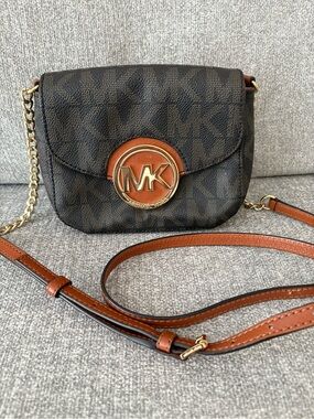 Michael Kors Fulton small crossbody bag